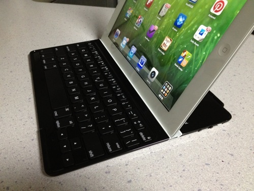iPadカバー兼キーボードTK710ブラックモデル